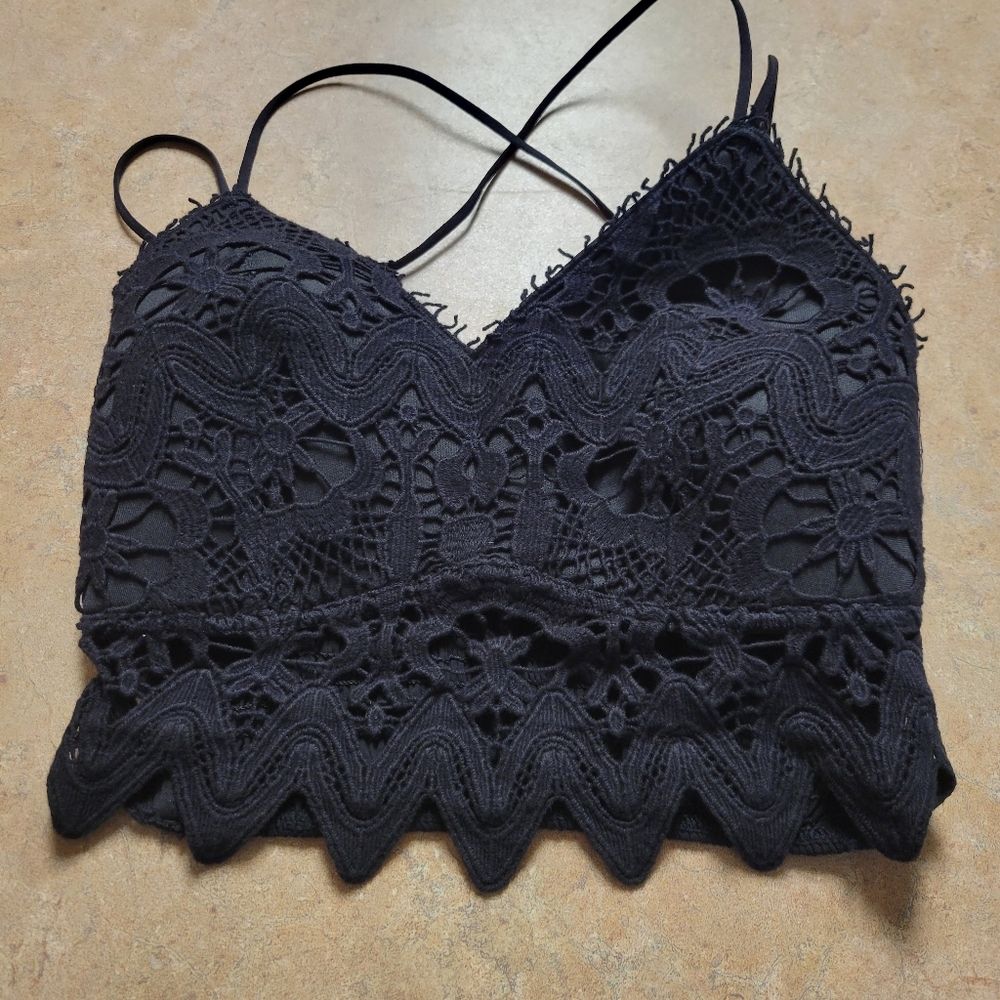 NWT Black brallette